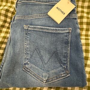 MOTHER Denim, HW Rider Ankle Fray. Size 33